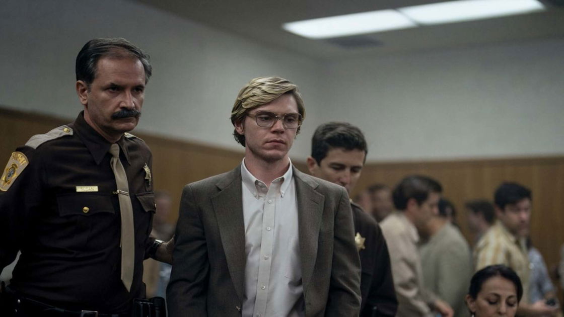 Copertina di La nuova serie crime Netflix ha tolto Dahmer dalla top 10