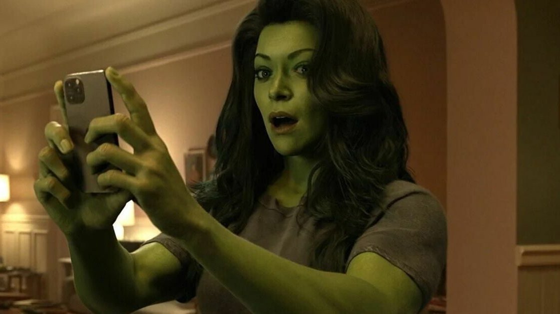 Copertina di Lo sfondo del cellulare di She-Hulk fa impazzire i fan [FOTO]
