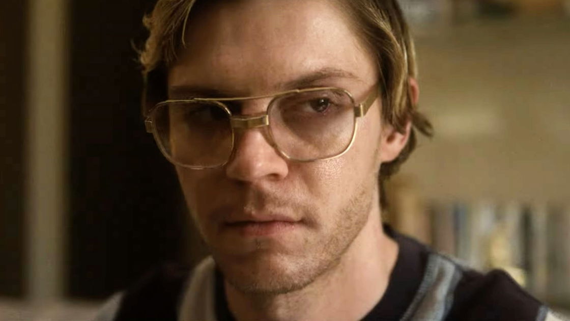 Copertina di Dahmer di Netflix, 3 chiavi di lettura per una serie unica