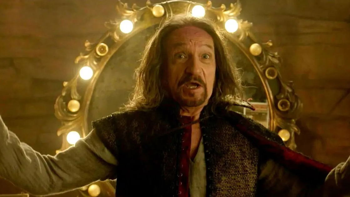 Copertina di Il falso Mandarino Trevor Slattery è pronto a tornare, ecco dove