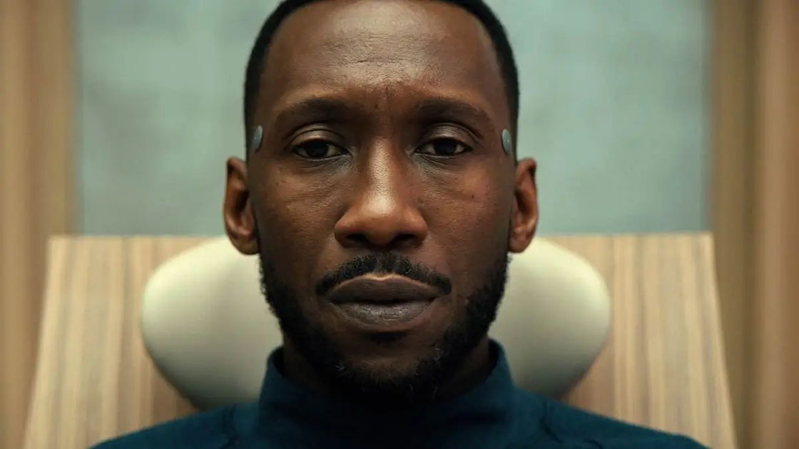 Copertina di Il copione di Blade è pessimo: Mahershala Ali giù di morale