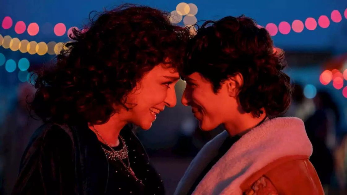 Copertina di Come finisce La vita bugiarda degli adulti, la spiegazione del finale della serie Netflix
