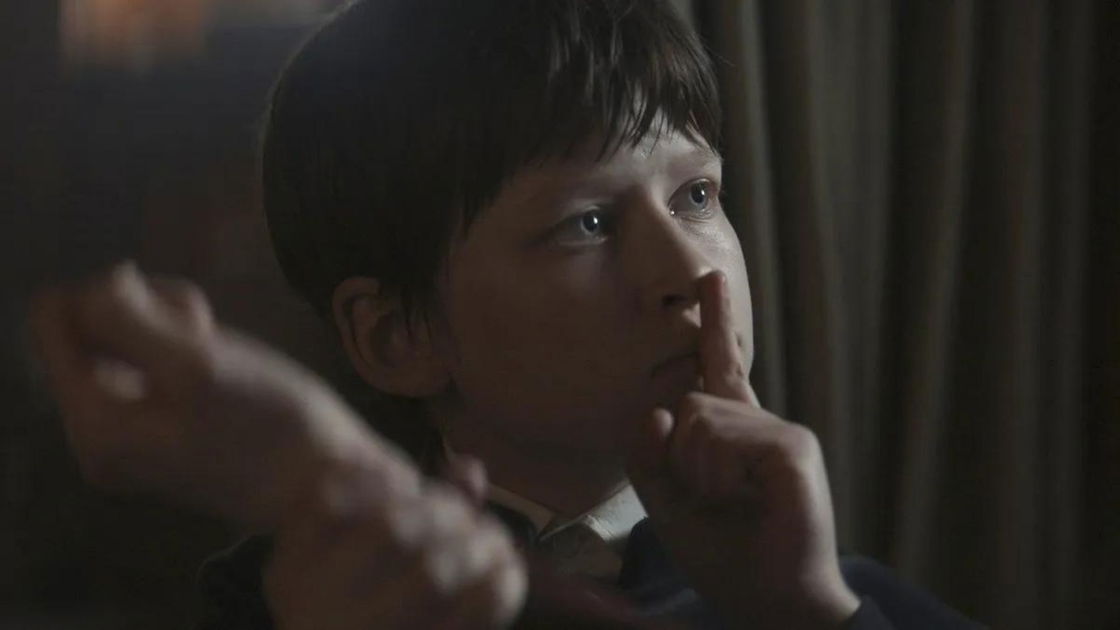 Obálka filmu Netflix z roku 1899, petice za jeho záchranu, je virální