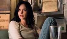 Copertina di Krysten Ritter nel sequel di Orphan Black: addio al ritorno di Jessica Jones?