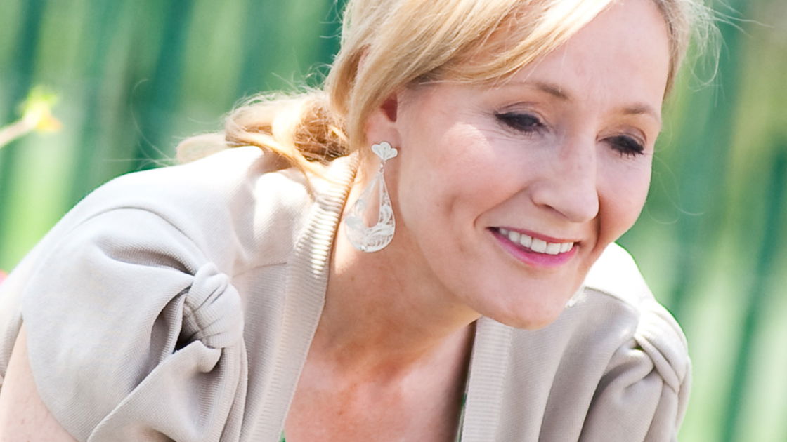Copertina di Sempre più guai per J.K. Rowling: perde l'appoggio di due rinomati fansite di Harry Potter