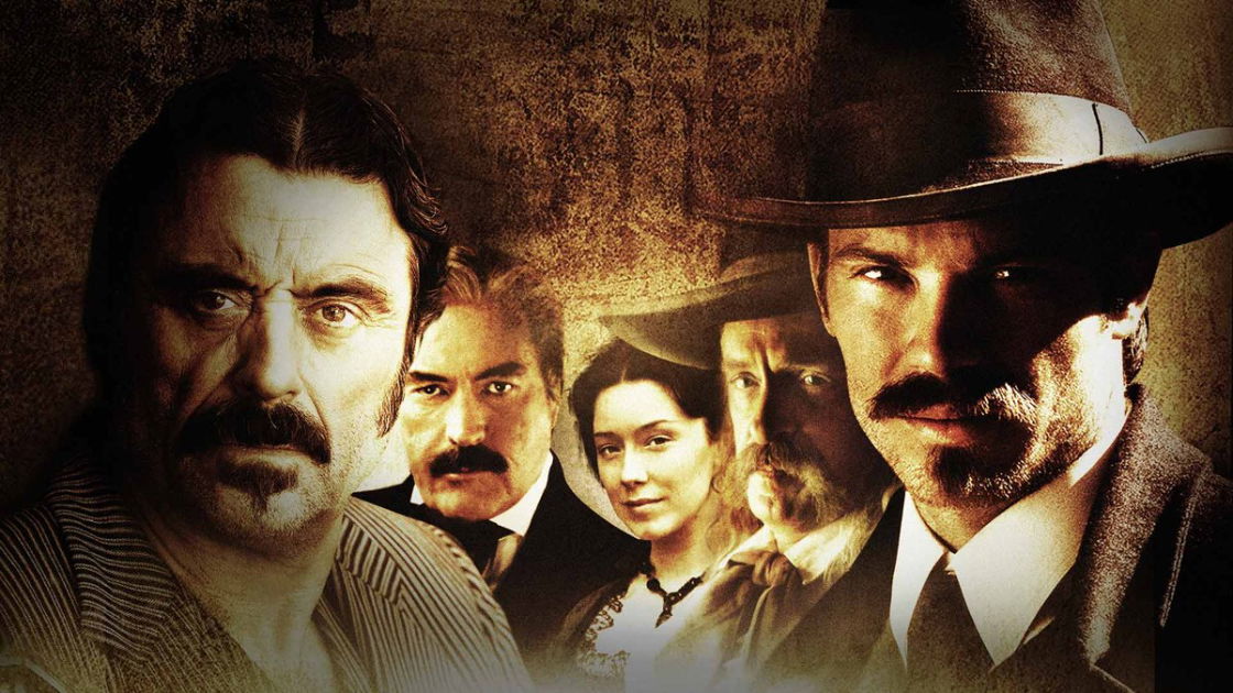 Copertina di Deadwood: il film debutterà in primavera su HBO