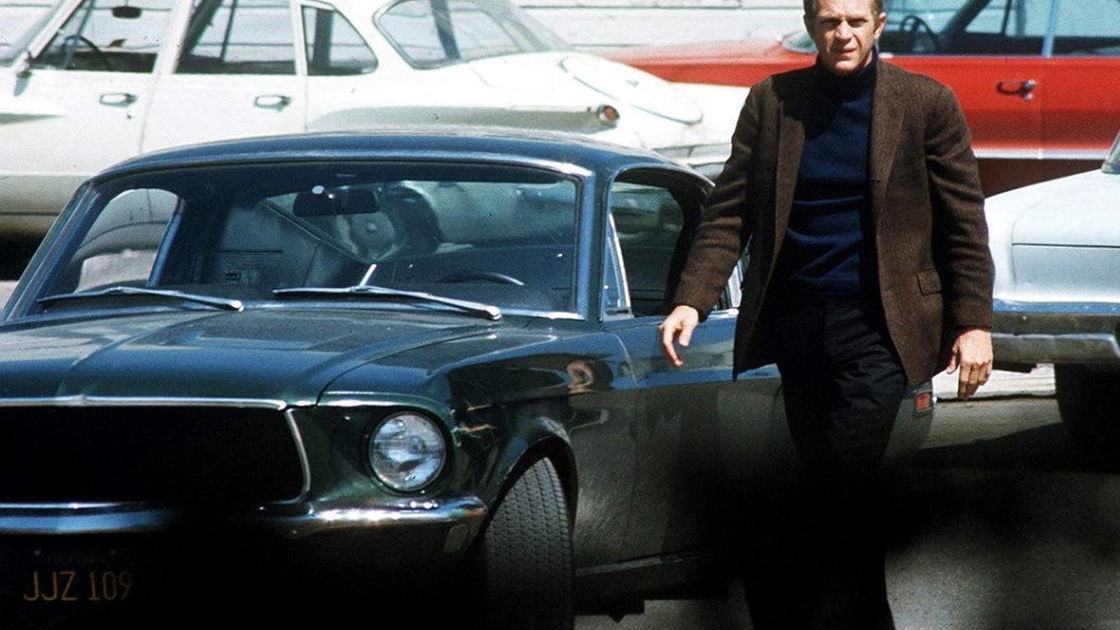 Copertina di Bullitt, la Mustang guidata da Steve McQueen venduta a 3,74 milioni