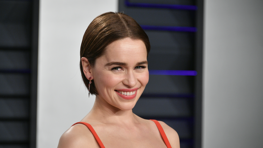 Εξώφυλλο από την Emilia Clarke στο GoT 8, το ανεύρυσμα της και τα αδιάκοπα παράπονα του Kit Harington