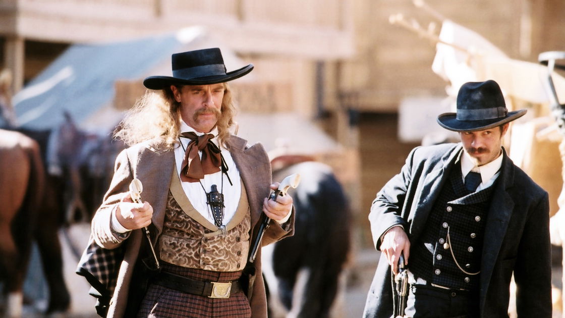 Copertina di Deadwood: il copione del revival è stato consegnato a HBO