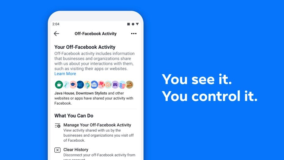 Copertina di Clear History di Facebook: lo strumento per cancellare i dati raccolti dal social network