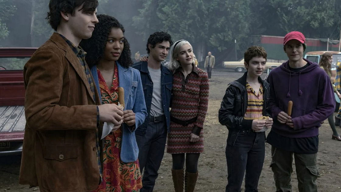 Copertina di Il cast de Le terrificanti avventure di Sabrina parla (senza spoiler) dell'addio alla serie