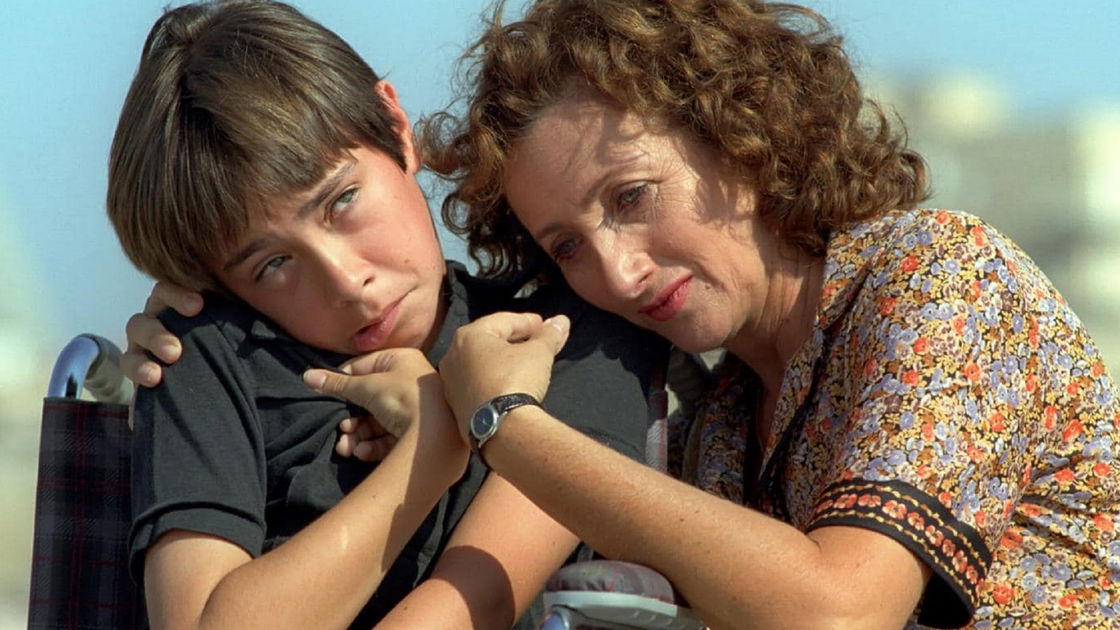 Copertina di Il figlio della luna, la storia vera di Fulvio Frisone dietro al film