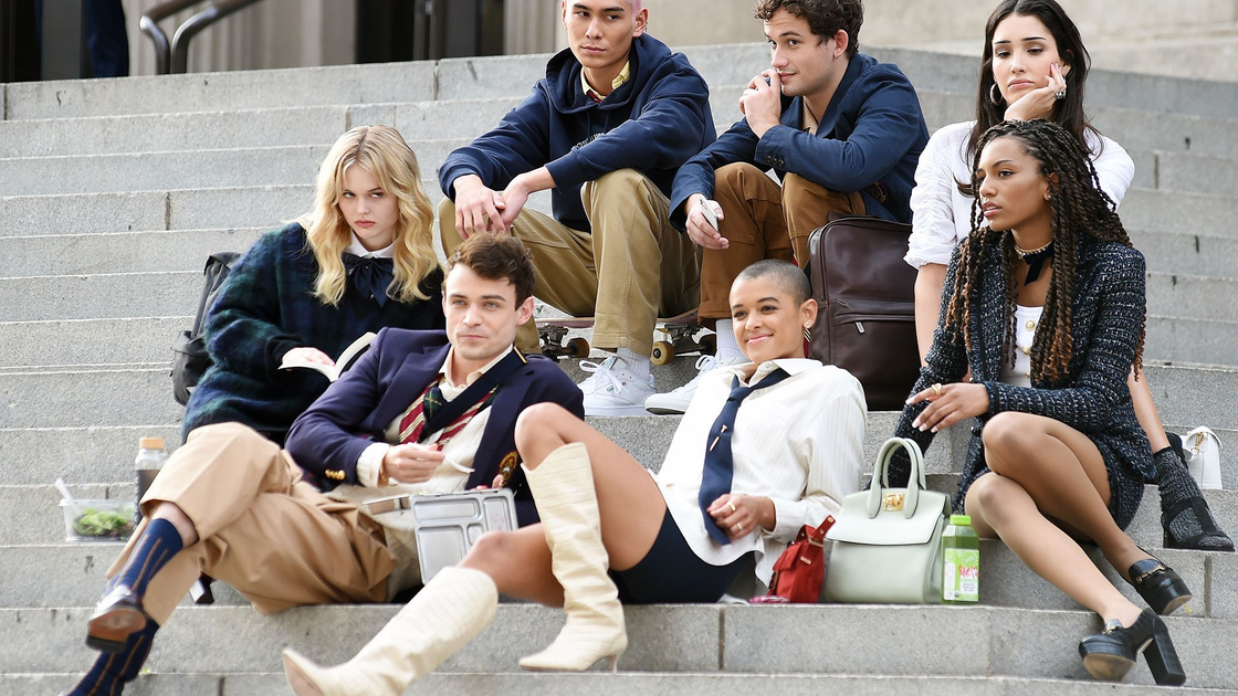 Copertina di Gossip Girl 2021: cosa sappiamo sul reboot della serie cult (e quando arriverà in Italia)