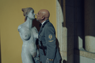 Copertina di Il cattivo poeta riporta a galla vecchi sospetti sulla morte di Gabriele D'Annunzio