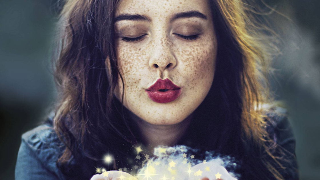 Copertina di Guida astrologica per cuori infranti: il romanzo di Silvia Zucca diventa una serie Netflix