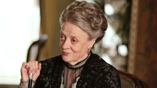Copertina di Dame Maggie Smith e il metodo comprovato per tenere a distanza individui poco graditi... o chiunque, se è di cattivo umore
