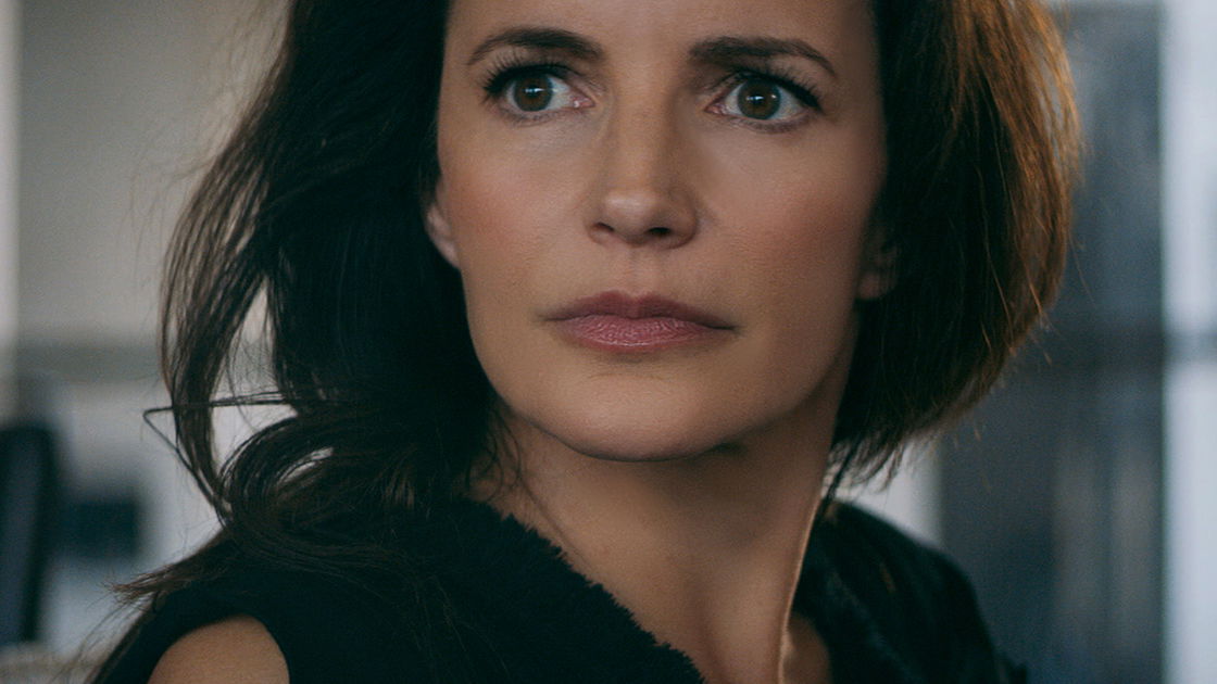 Copertina di Illusioni mortali: come finisce il thriller con Kristin Davis?