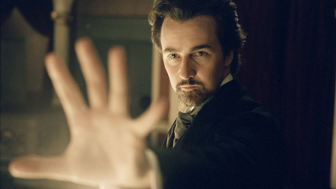 Copertina di The Illusionist - L'illusionista, la spiegazione del film con Edward Norton
