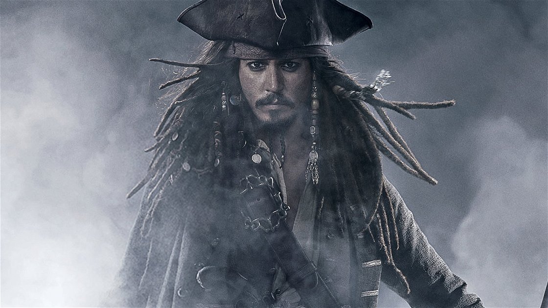 Copertina di Pirati dei Caraibi: Disney nega un cameo di Johnny Depp nei nuovi film