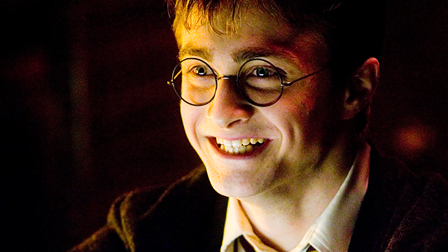 Copertina di No, non c'è un film in arrivo su Harry Potter e la maledizione dell'erede