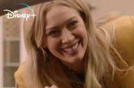 Copertina di Lizzie McGuire, le primissime immagini del reboot Disney+ con Hilary Duff