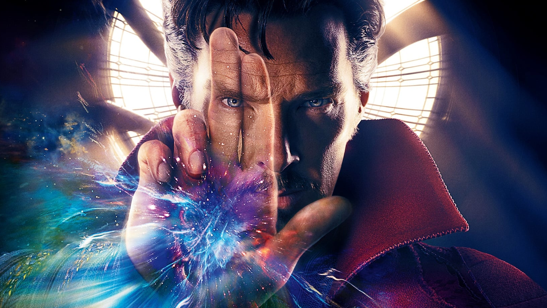 Copertina di Doctor Strange 2: cosa anticipa il logo col Sanctum Sanctorum e la tiara di Scarlet Witch