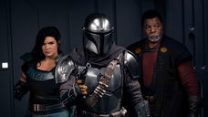 Copertina di Anche The Mandalorian ha il suo momento 'Bicchiere di Starbucks'