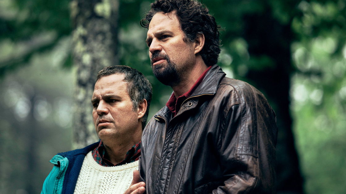 Copertina di Un volto, due destini: la recensione della serie con Mark Ruffalo
