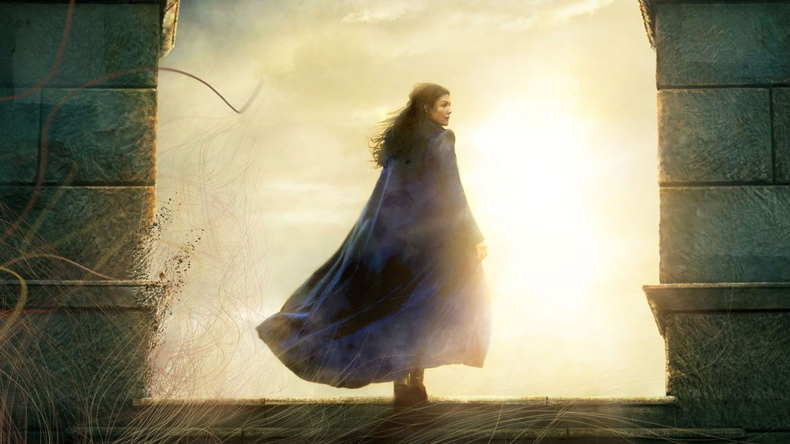 Copertina di La Ruota del Tempo, la serie Amazon con Rosamund Pike: come funziona e quello che c'è da sapere sull'Unico Potere