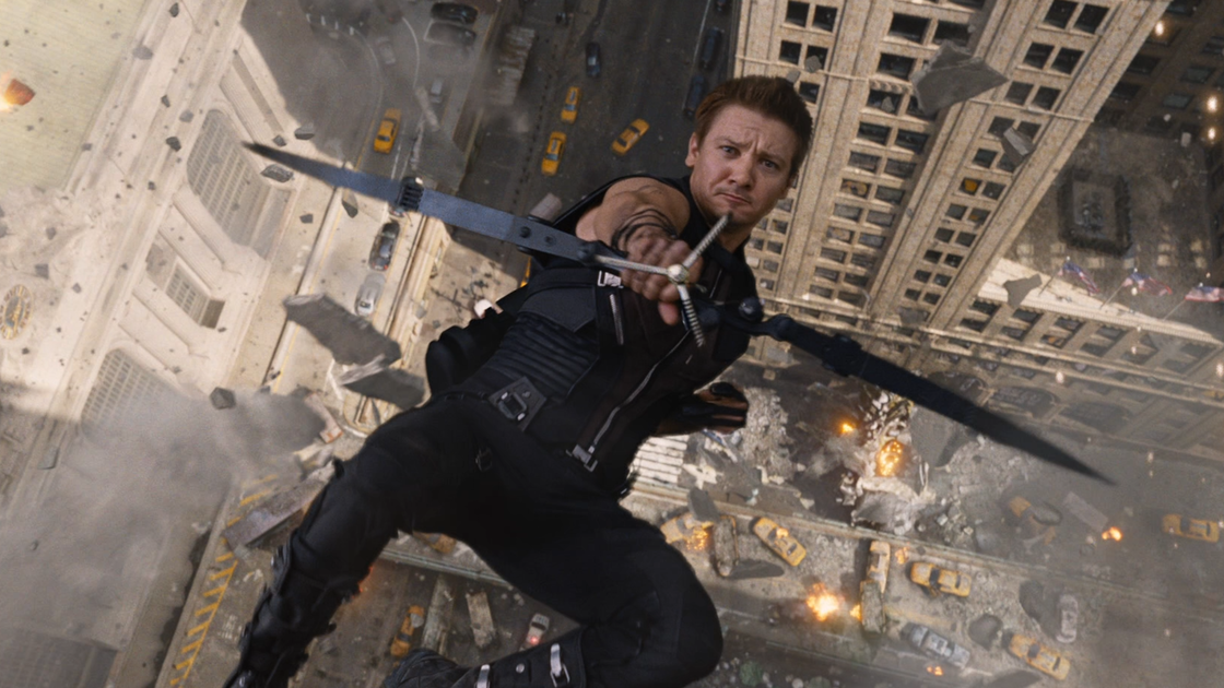 Copertina di Hawkeye: le foto dal set mostrano i nuovi costumi di Clint Barton e Maya Lopez