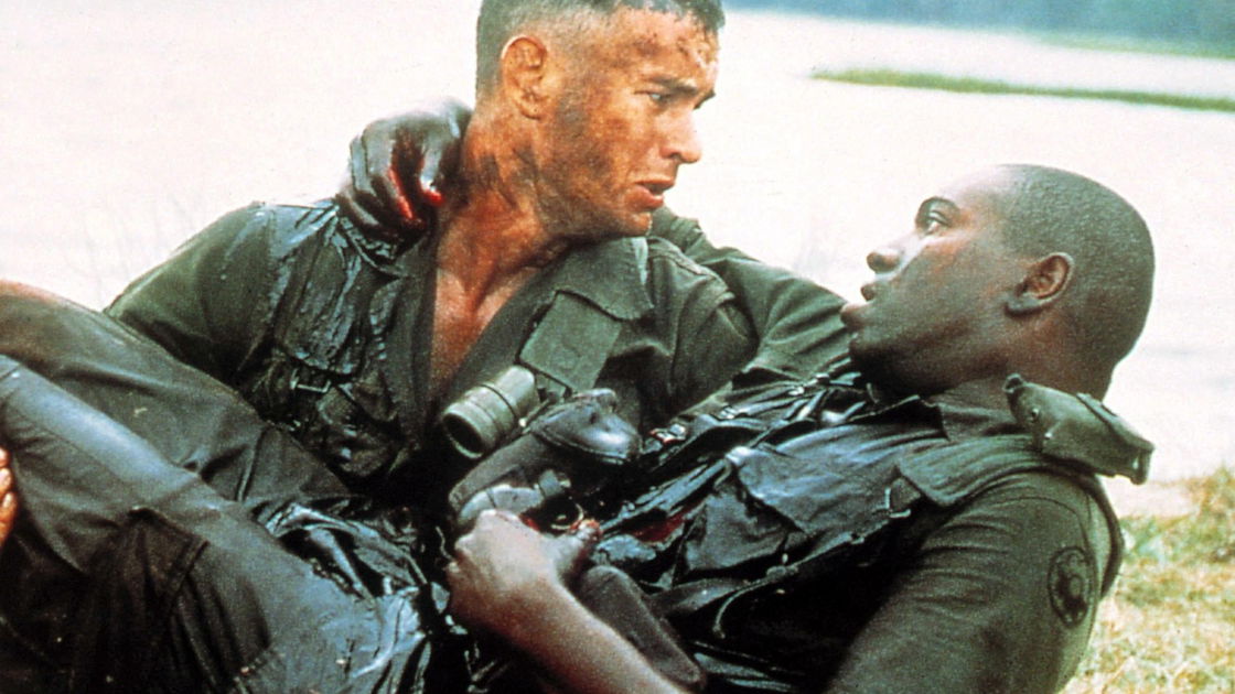Copertina di Forrest Gump: 15 cose che forse non sapevi sul film con Tom Hanks