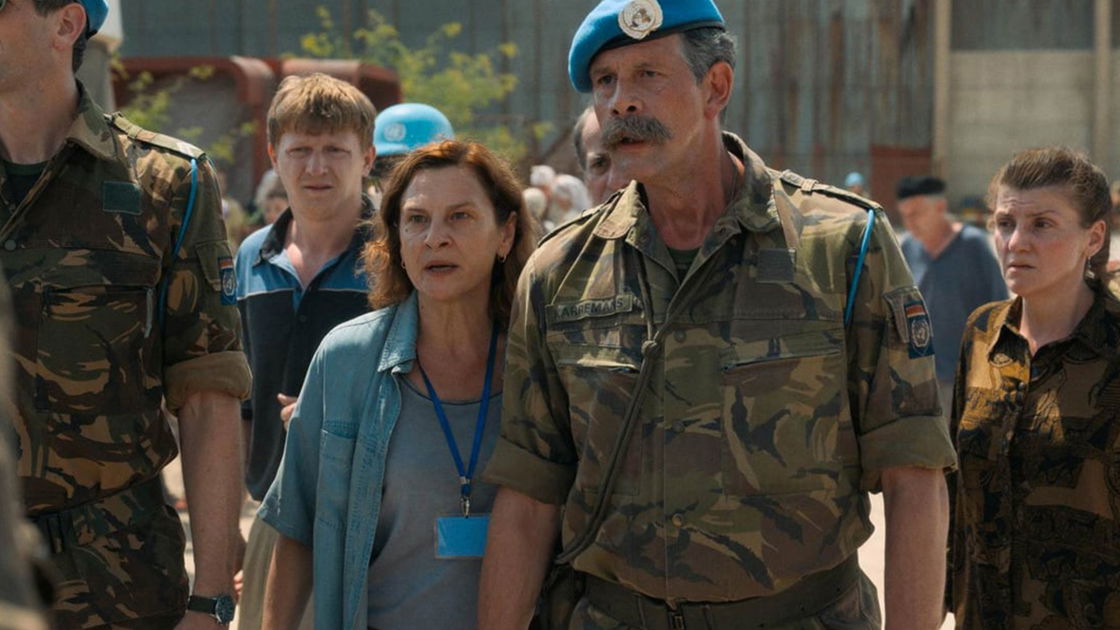 Copertina di Quo Vadis, Aida? Il film di Jasmila Žbanić in concorso a Venezia 77