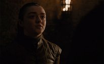 Copertina di Game of Thrones 8: i fan, Maisie Williams e gli showrunner sulla controversa scena di Arya nel secondo episodio