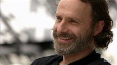 Copertina di Scott M. Gimple: "Vedrete Rick sorridere nella seconda parte di The Walking Dead 7" 