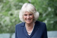 Copertina di Avventure paranomali per Camilla Parker-Bowles, tra fantasmi e spettri