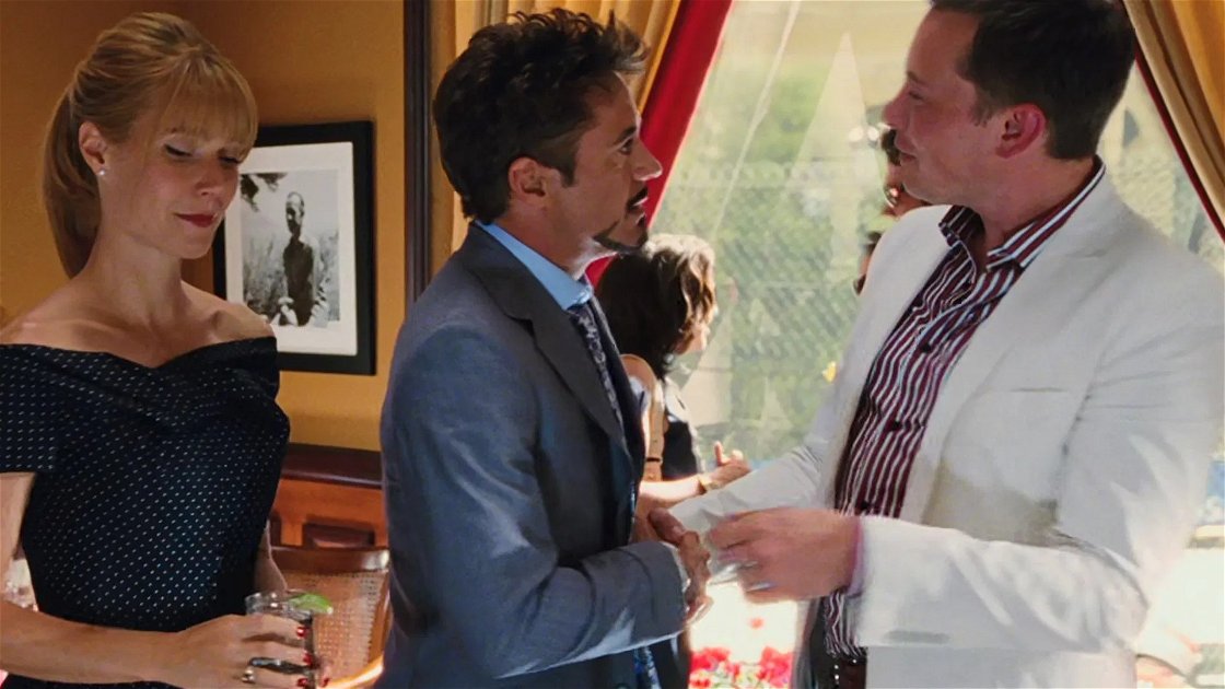 Copertina di Elon Musk è parte del MCU grazie a un suo cameo nel primo sequel di Iron Man