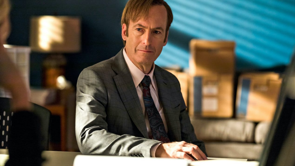 Copertina di Bob Odenkirk si rimetterà: il punto sulle condizioni dell'attore dopo il grave malore sul set di Better Call Saul