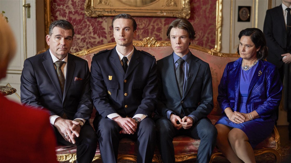 Young Royals cover: what we know about the Swedish Netflix series set in the world of a royal family