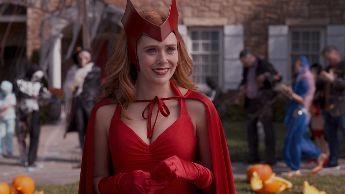 Copertina di Doctor Strange 2: Wanda Maximoff sarà una Scarlet Witch molto diversa