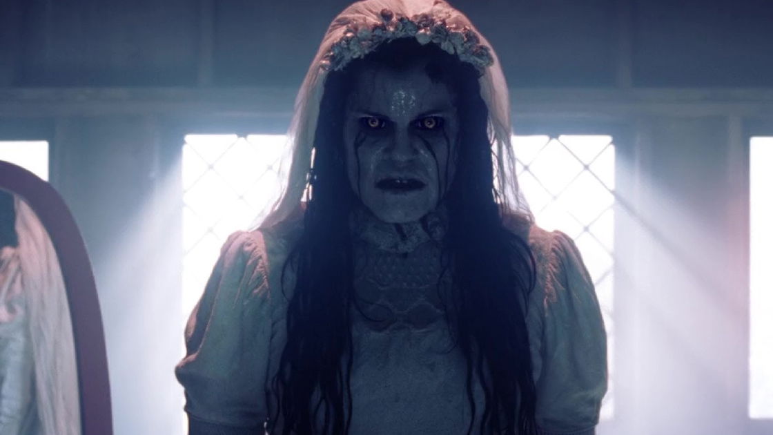 Copertina di La Llorona fa parte dell'universo di The Conjuring? Sì e no: il regista Michael Chaves spiega perché