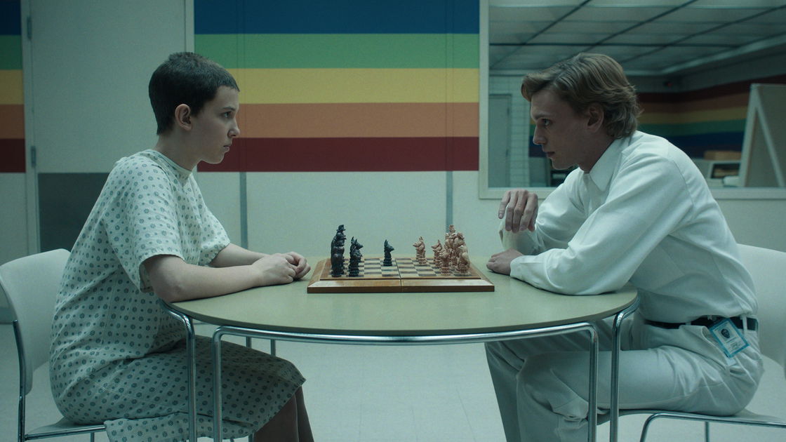 Copertina di La Stanza Arcobaleno di Stranger Things: i colori al contrario e il loro significato
