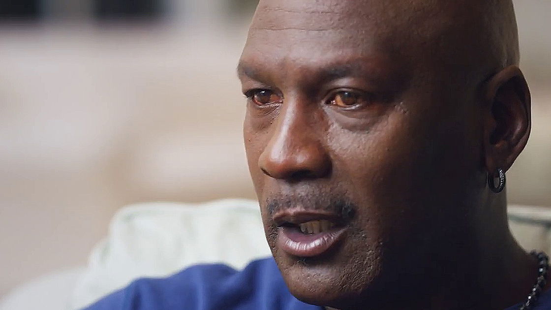Copertina di The Last Dance: il trailer della serie su Michael Jordan e i Bulls