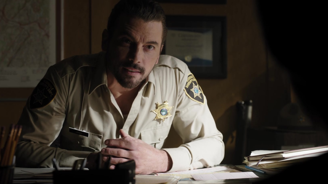Copertina di Skeet Ulrich spiega perché ha lasciato Riverdale
