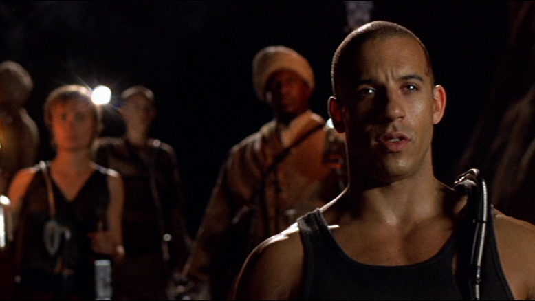Copertina di Pitch Black: la recensione del cult movie che lanciò Vin Diesel