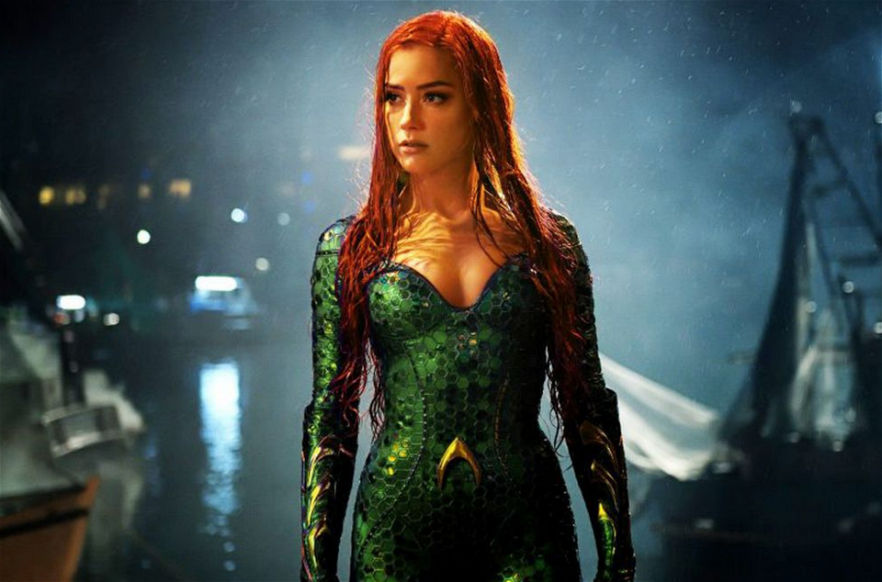 Copertina di Amber Heard sarà Mera in Aquaman 2 nonostante la petizione dei fan: "Non vedo l'ora di cominciare" 