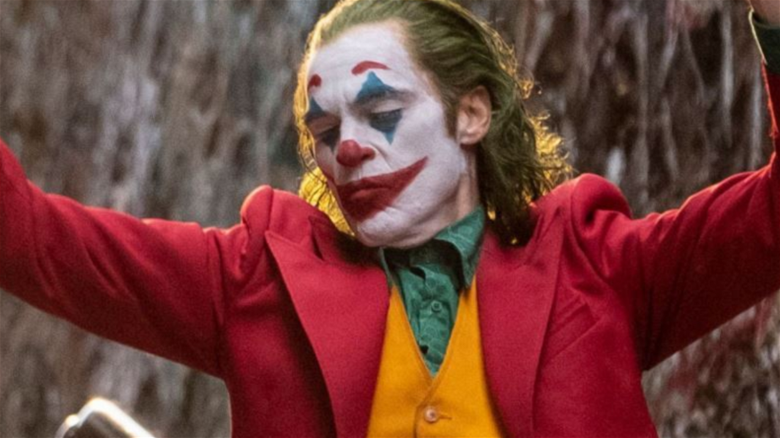 Copertina di Joker e il sequel: Todd Phillips rivela che non c'è alcun contratto