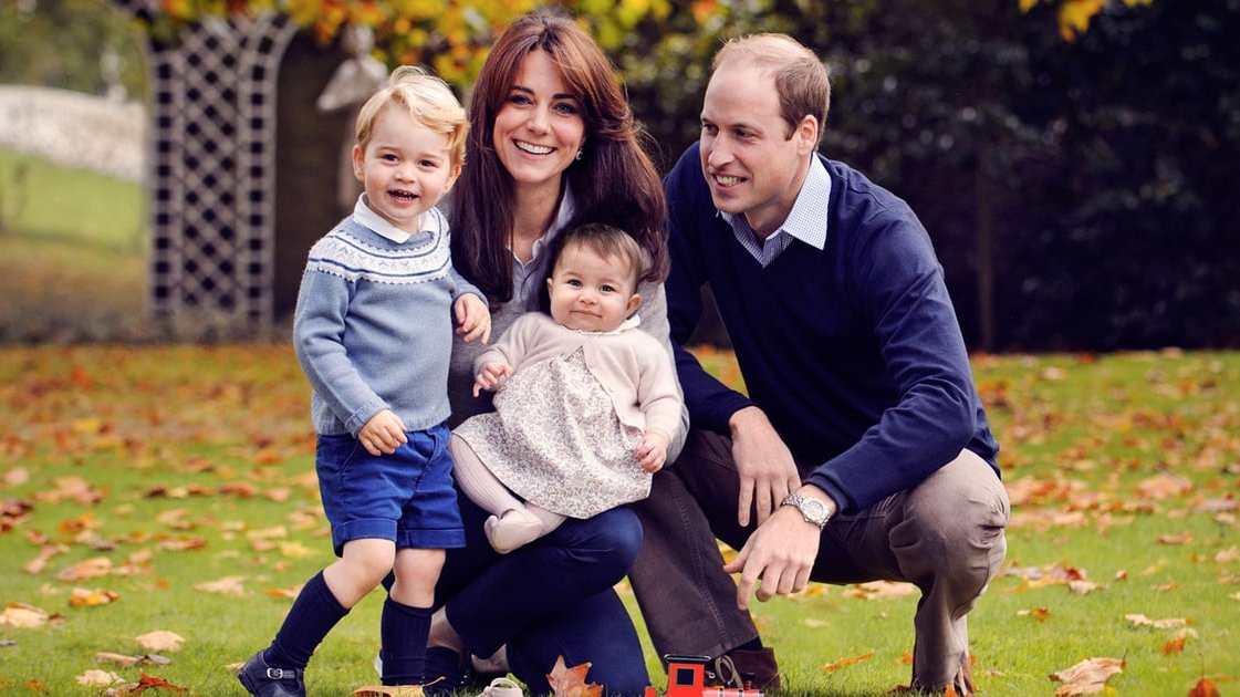 Copertina di “Mi sarebbe piaciuto che avesse conosciuto Kate”: il Principe William parla di Diana