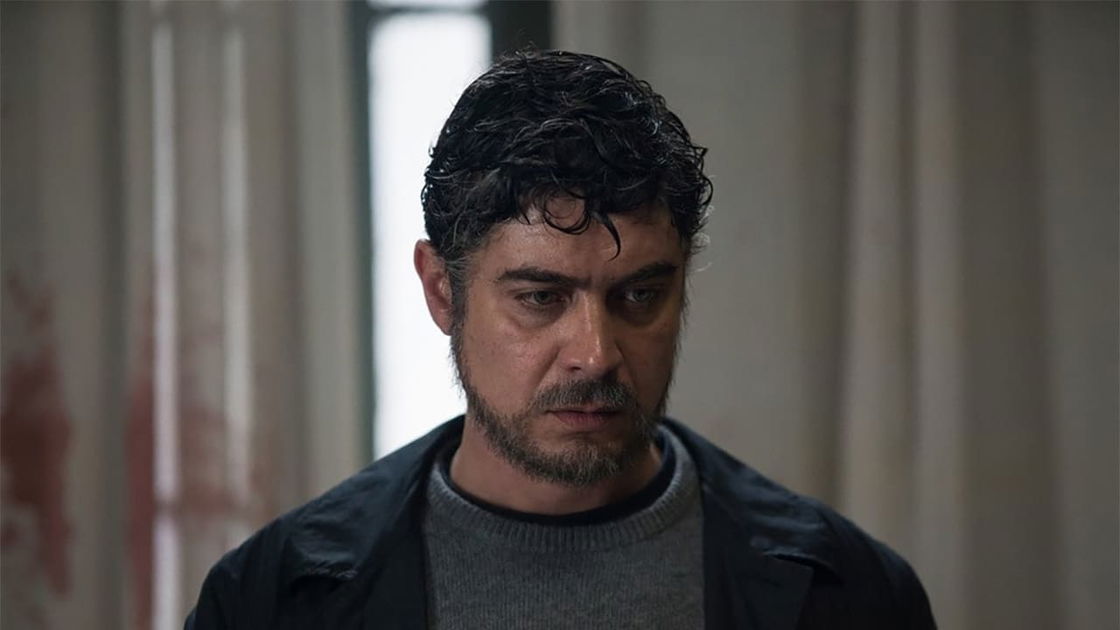 Copertina di Non Sono un Assassino, la recensione: Scamarcio è l'insolito sospetto