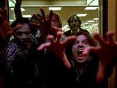 Kapak George A. Romero: zombi ustası tarafından yönetilen tüm filmler
