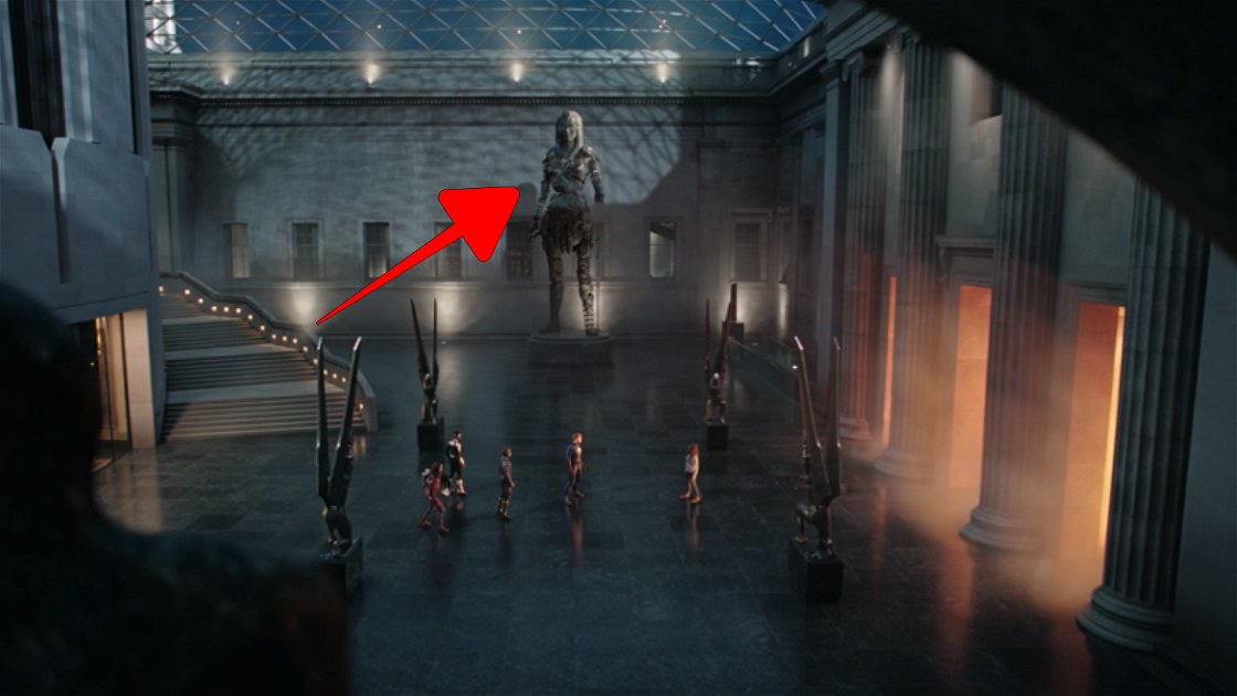 Copertina di Doctor Strange 2: Ecco di chi è la statua nella sala degli Illiminati